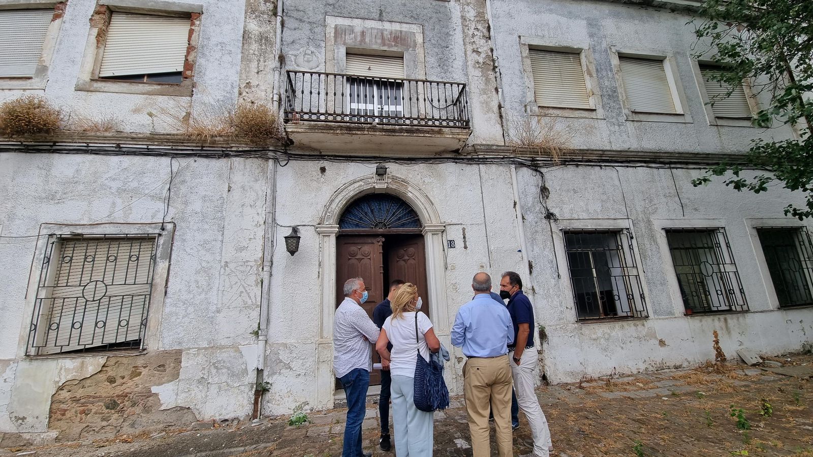 Entrada del antiguo asilo de San José.