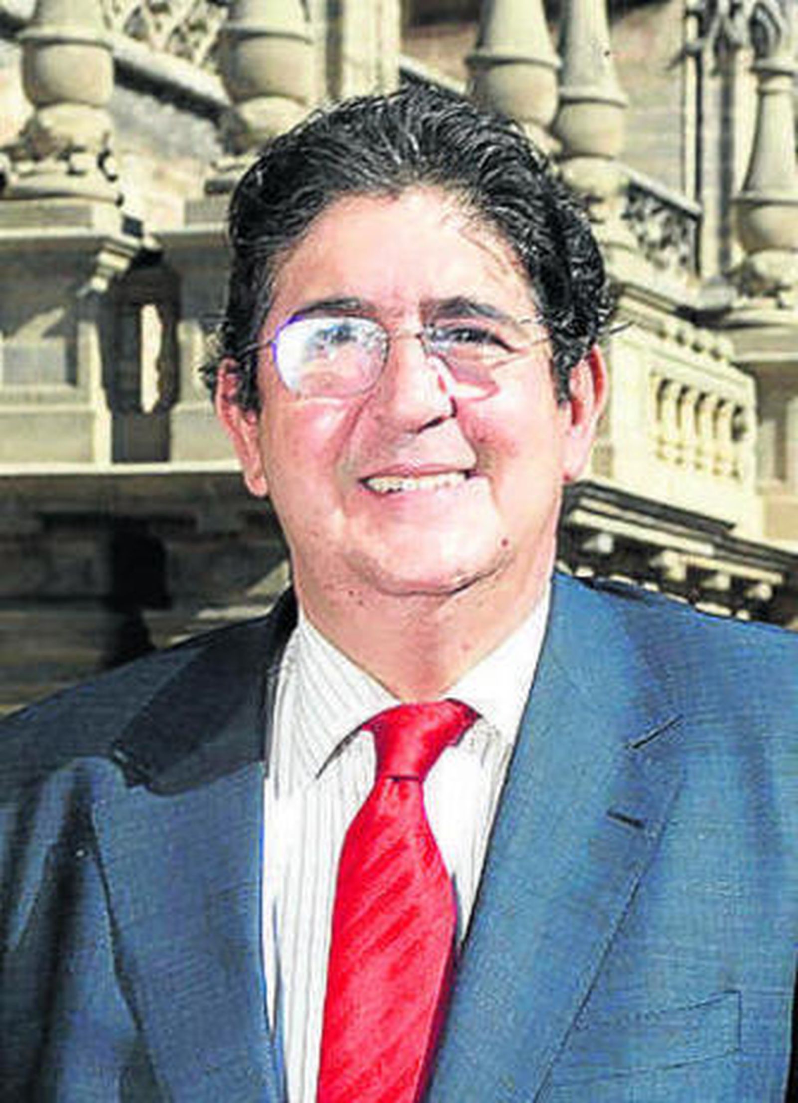 "Es vergonzoso que se ningunee a Sevilla con la Ciudad de la Justicia"