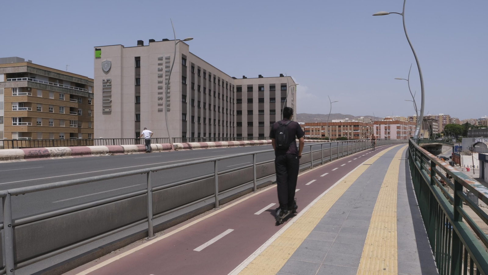 Último día del Puente de la Avenida del Mediterráneo, en imágenes
