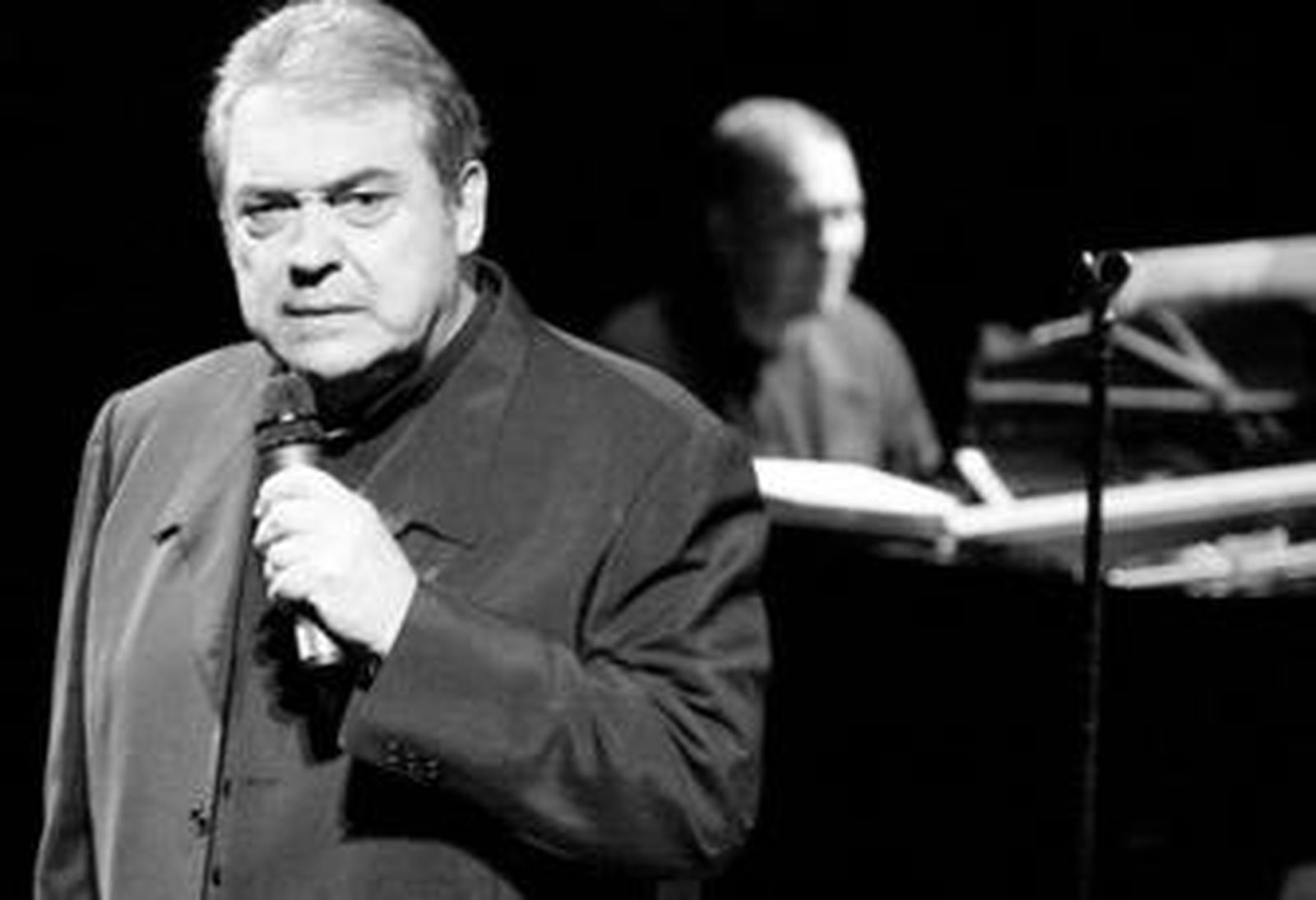 Alberto Cortez celebra el Día de la Música en el teatro de Lepe
