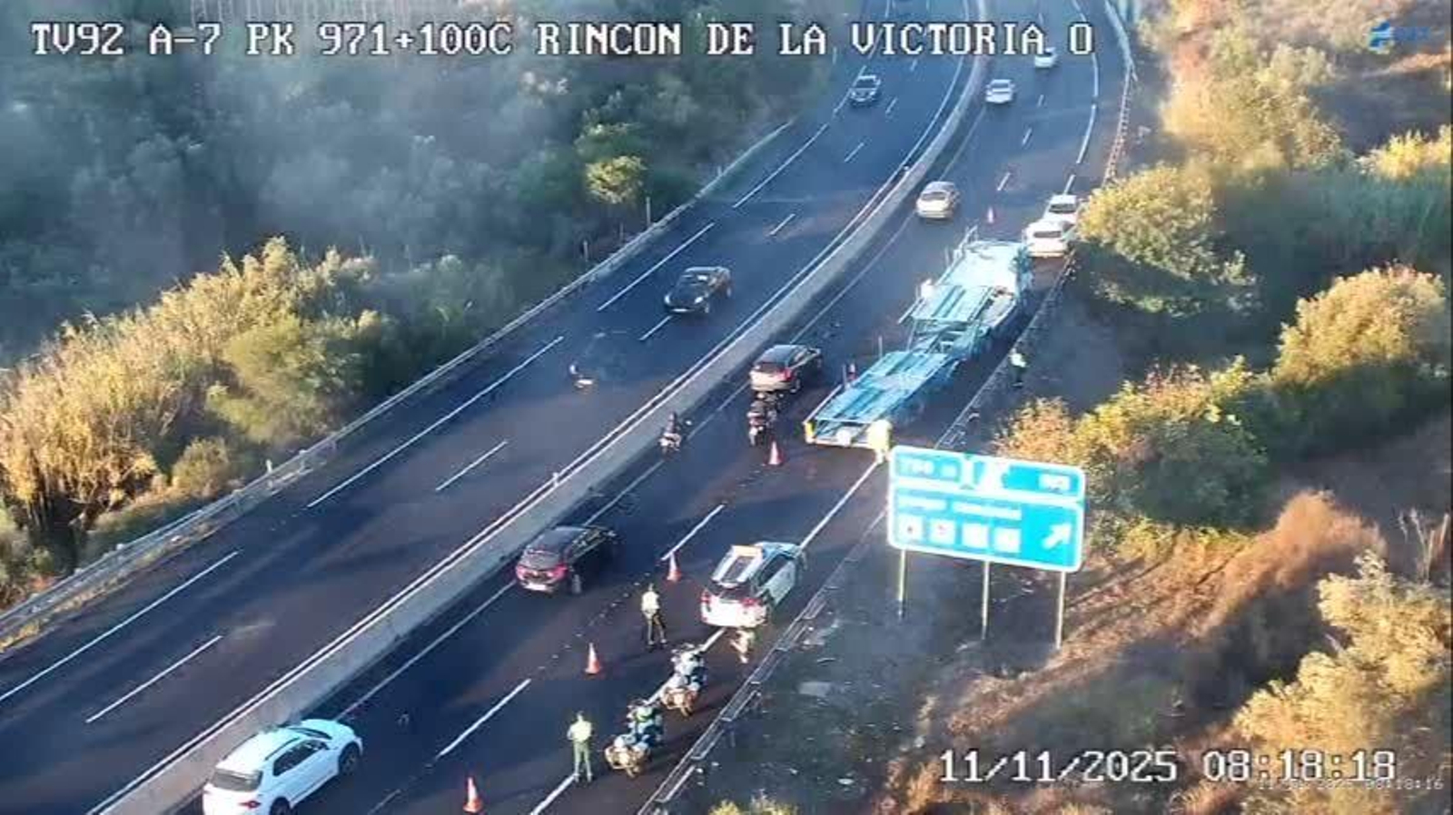 Camión detenido en la A7 a la altura de Rincón de la Victoria