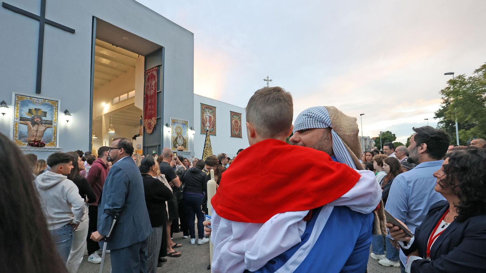 Jerez vive un prólogo de Magna Mariana con cinco traslados