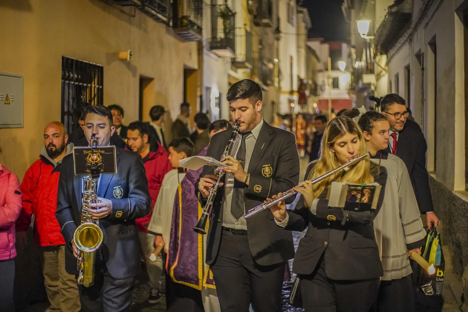 El Señor de la Sentencia, en vía crucis, a los pies de la Alhambra