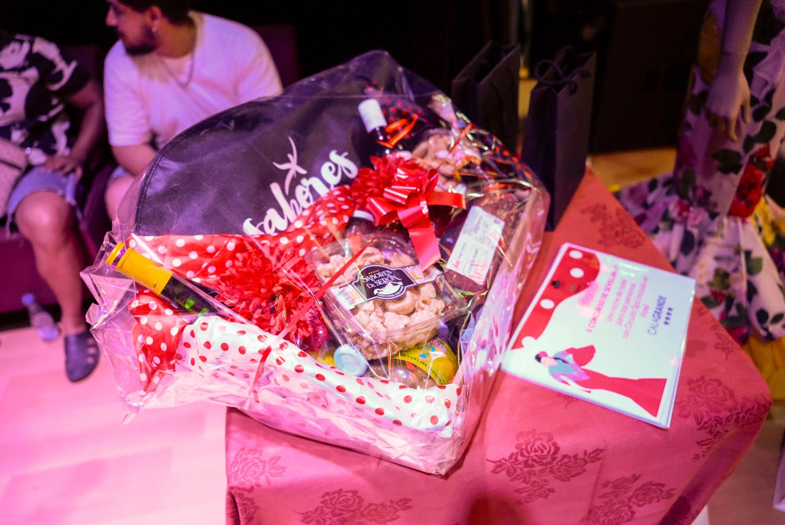 La final del concurso de sevillanas en la Lola