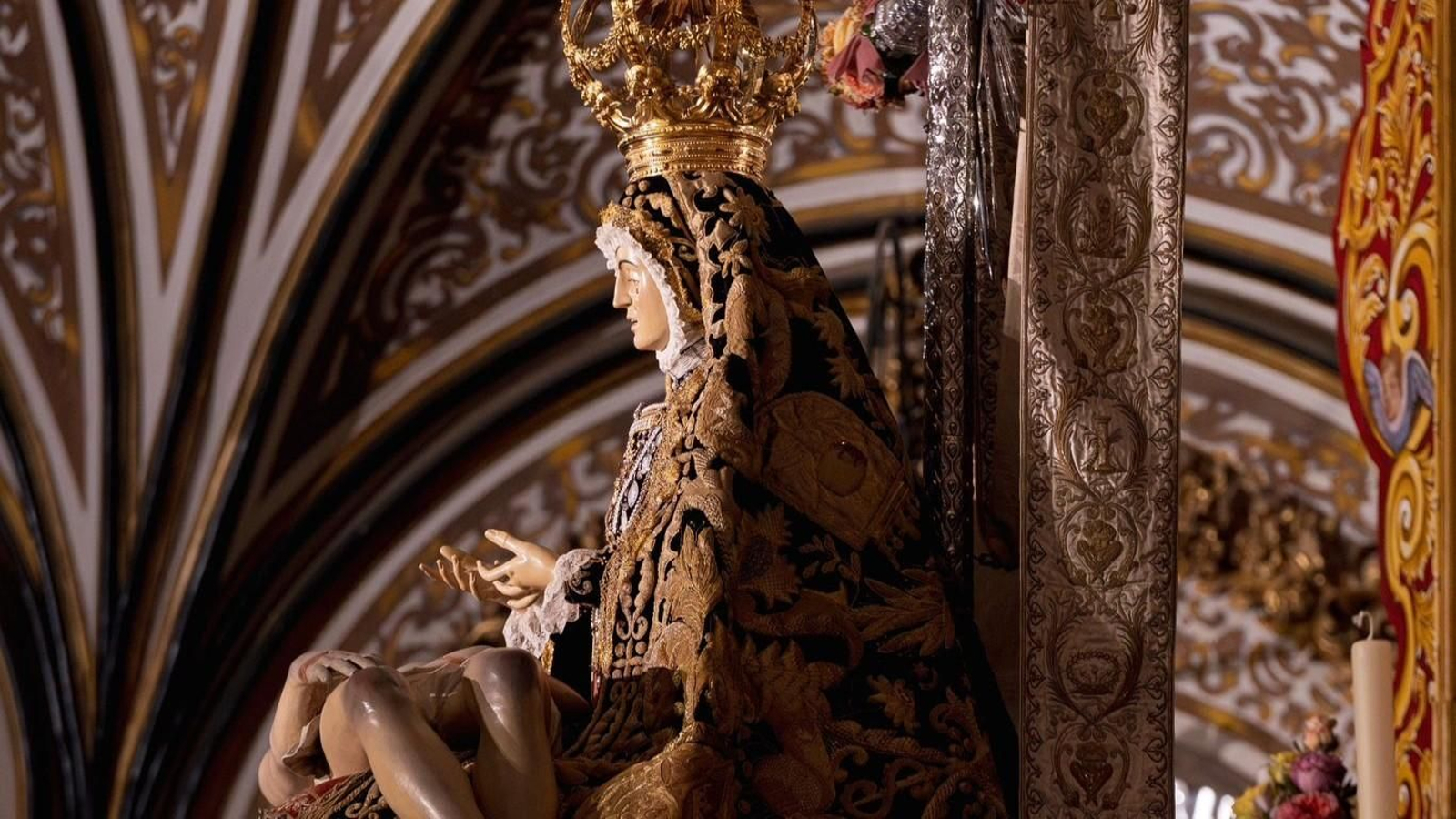 Virgen de las Angustias de Granada, Ofrenda Floral 2025.jpg