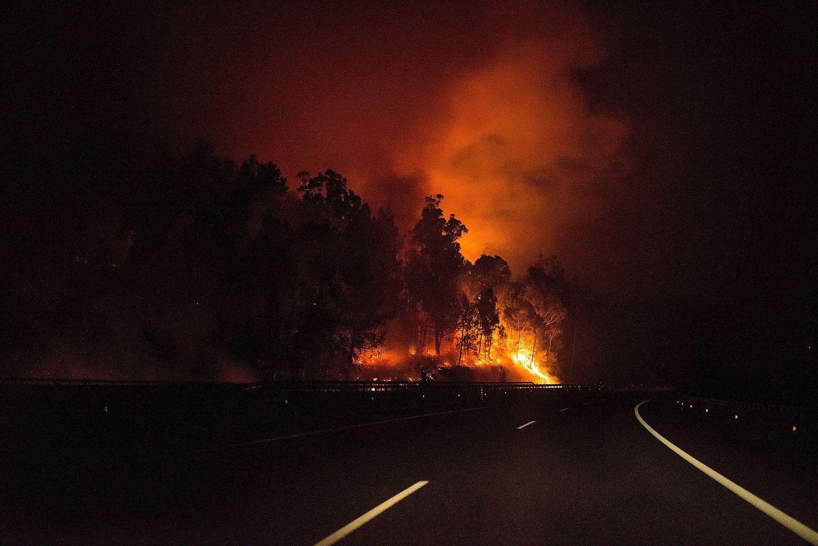 Los incendios declarados en Galicia, en imágenes