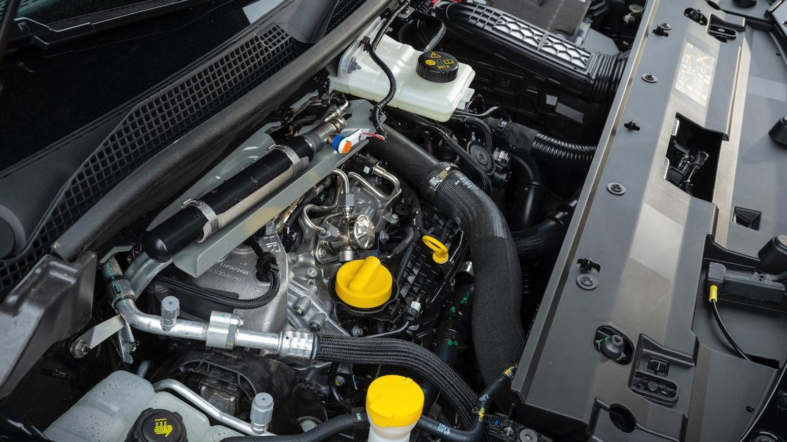 Los motores no sólo se comparten con el Citan, sino que son también utilizados por los Renault Kangoo o Nissan Townstar, entre otros modelos.