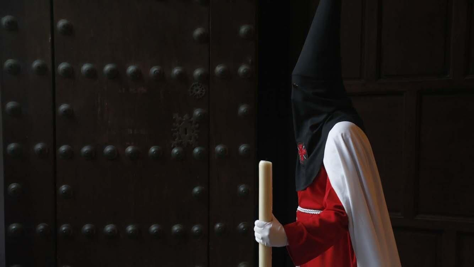 Las imágenes del Martes Santo en Tarifa: La Salud