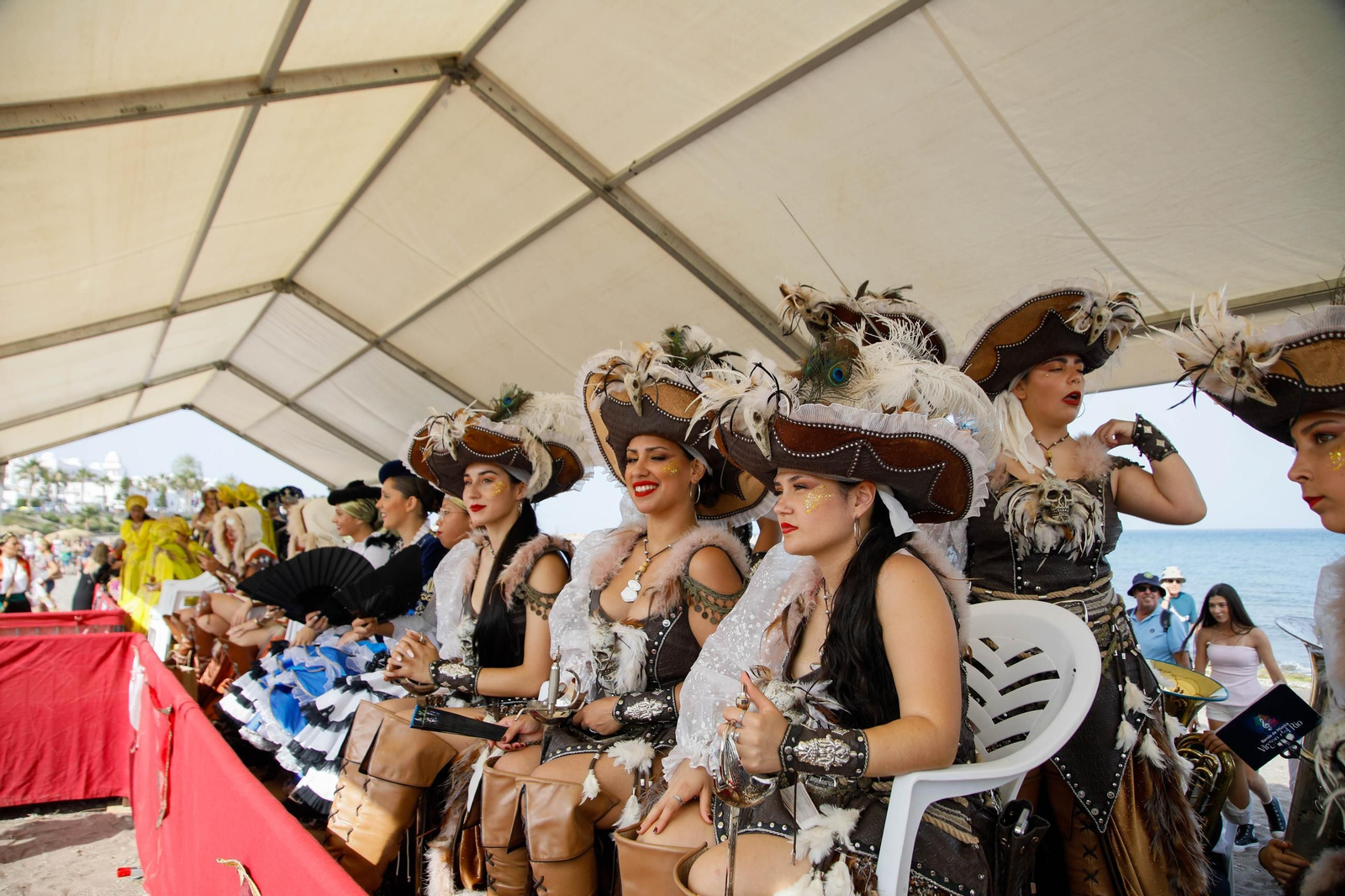 La carrera de cintas y la exhibición de caballos de los Moros y Cristianos de Mojácar, en imágenes