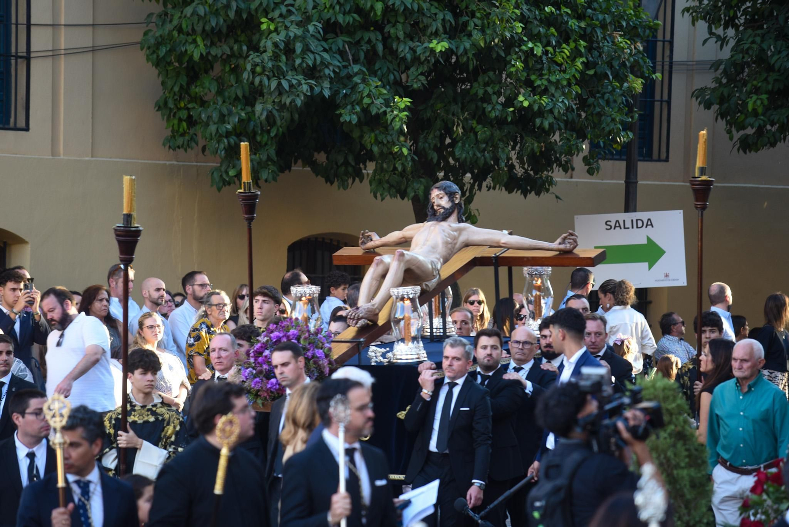 Las imágenes del Magno Vía Crucis desde la carrera oficial