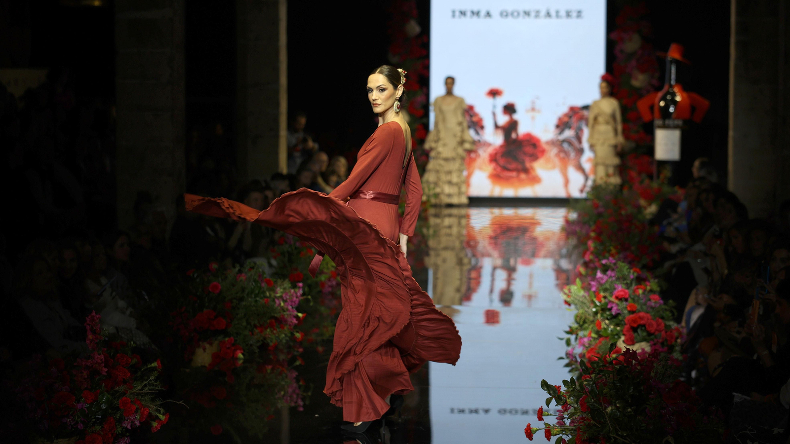 Desfile de Inmaculada González en la Pasarela Flamenca Tío Pepe Jerez 2024
