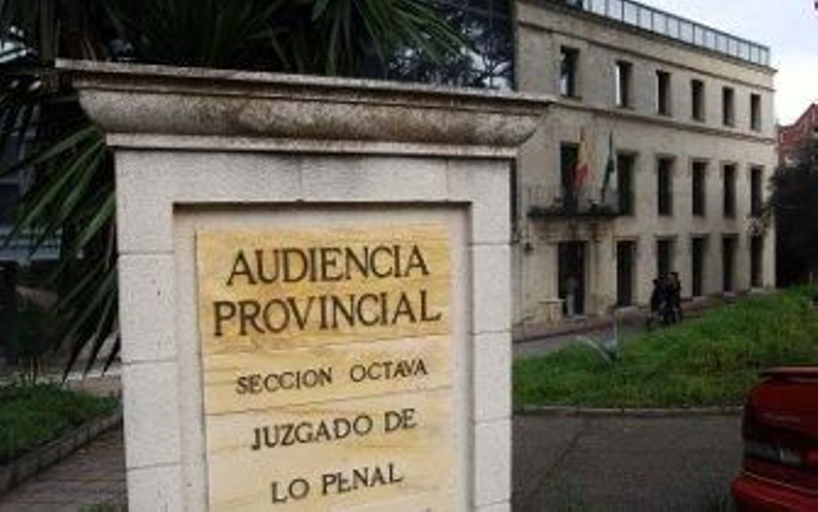 Fiscalía investiga las multas en torno al colegio de los Legionarios de Cristo