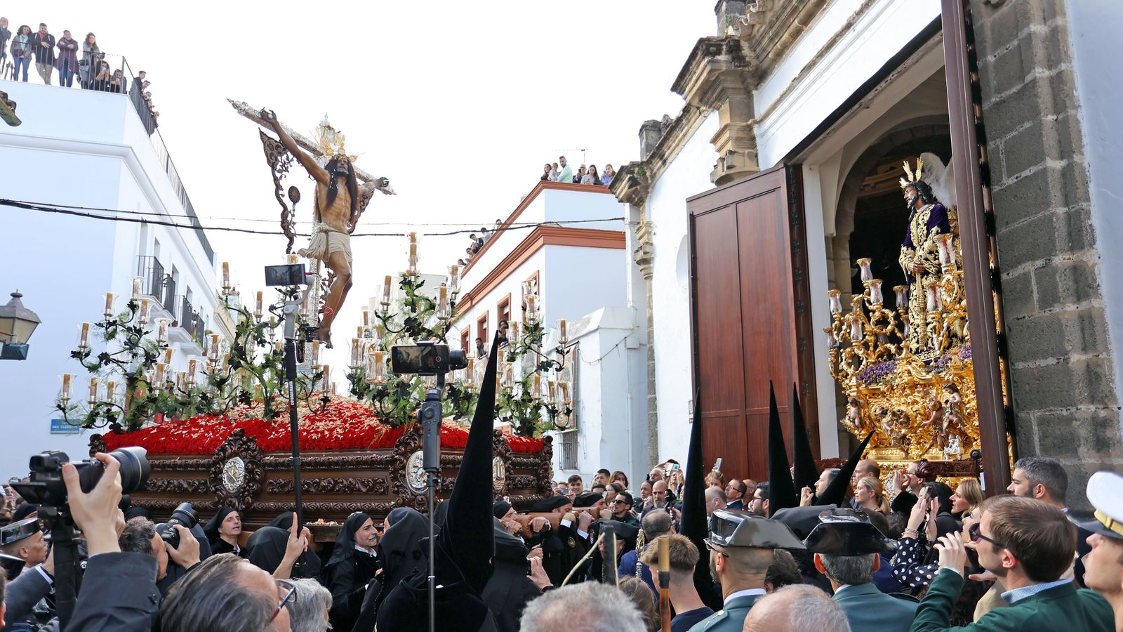 La Hermandad del Cristo de Jerez, en imágenes
