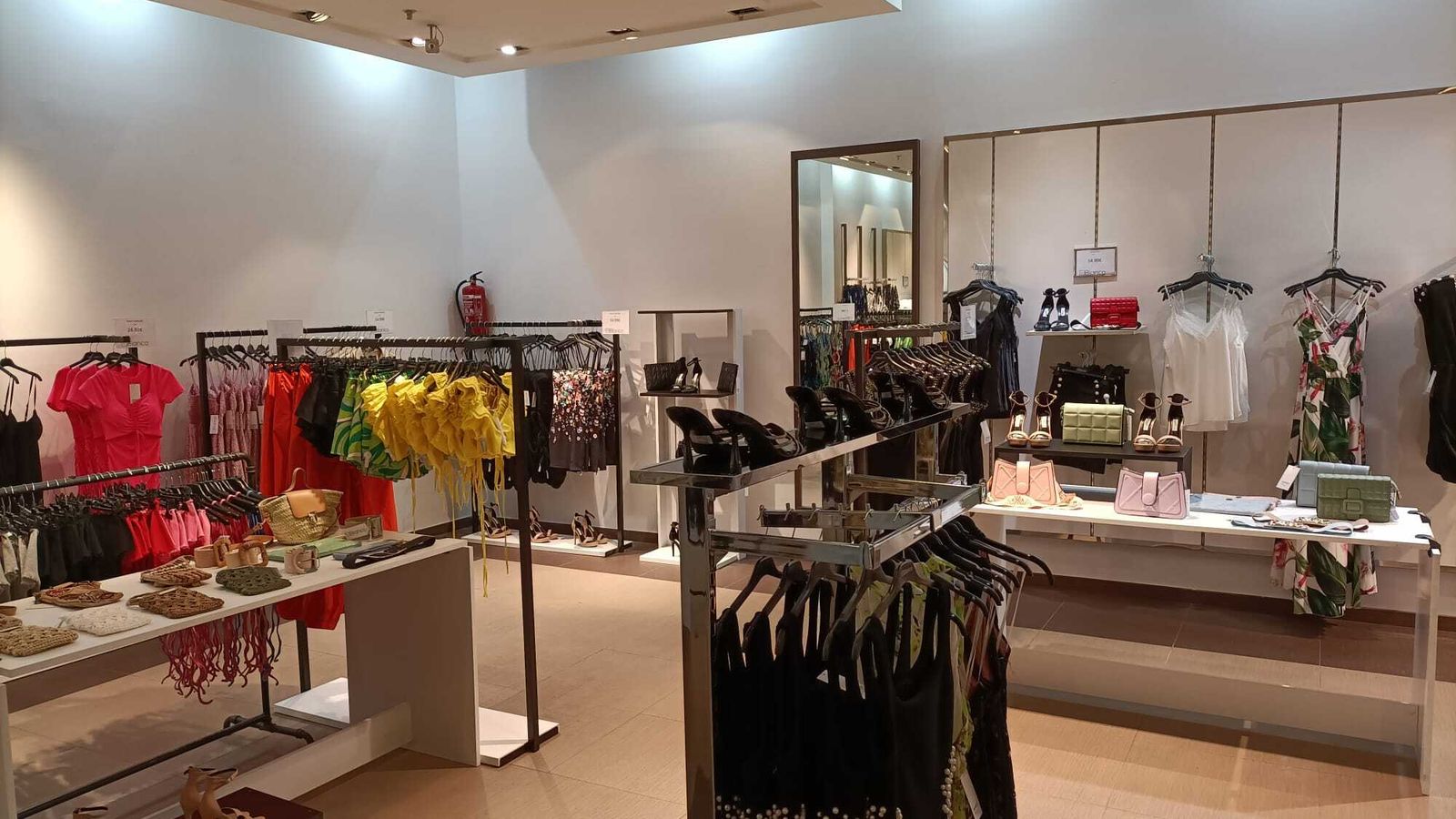 Tendencias, diseño y precios asequibles caracterizan a la firma