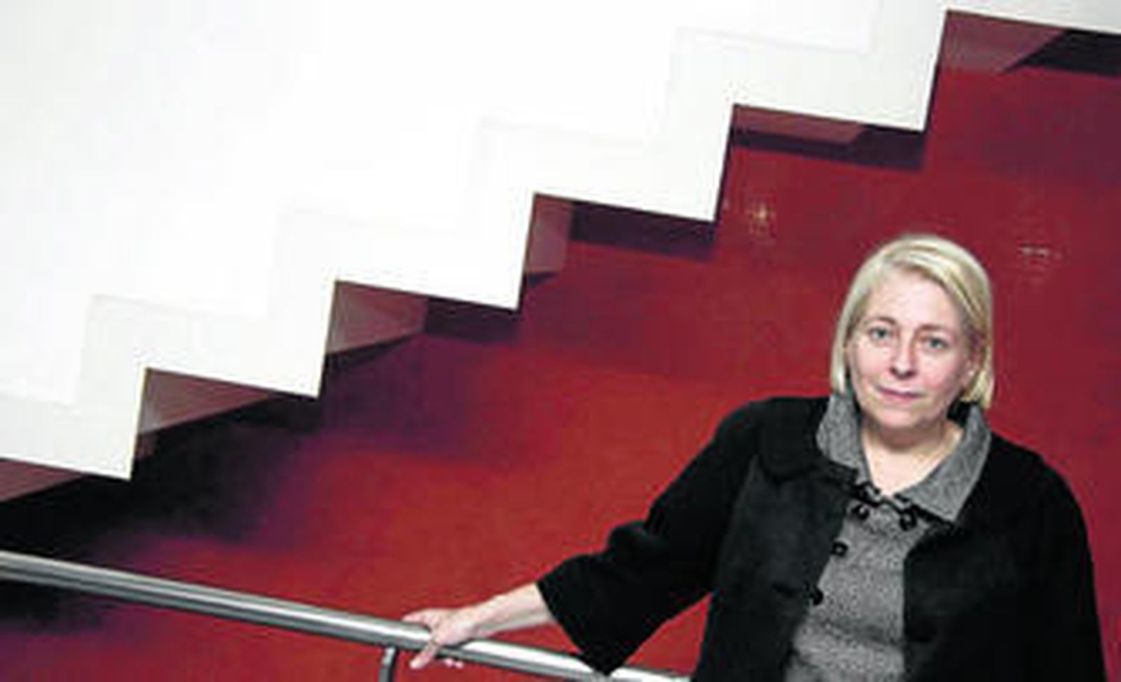 Juana Salabert considera las novelas de tesis "estalinistas y acartonadas" y cree que "van contra el arte, no confían en la inteligencia del lector".