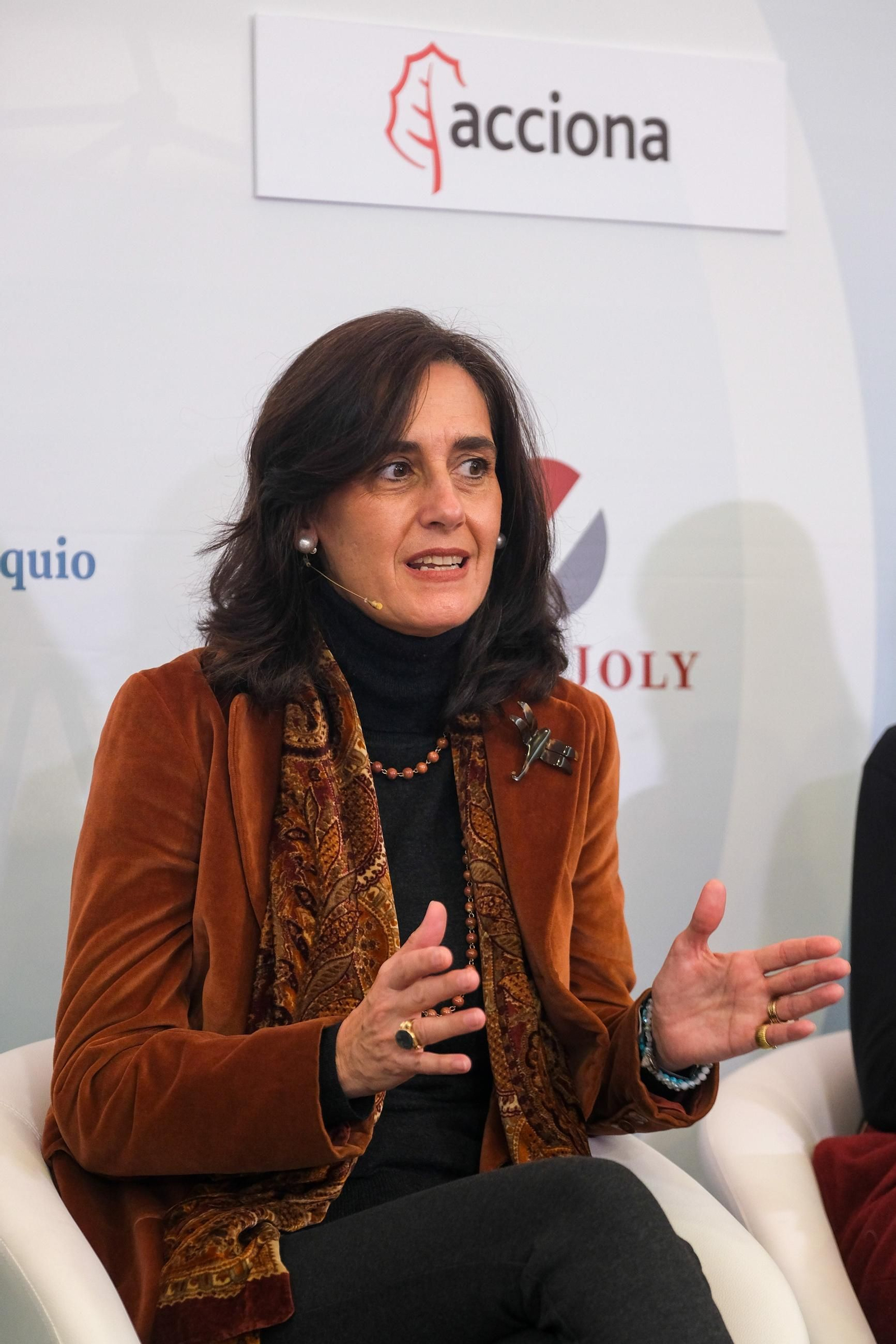 Dña. Susana Cayuelas, directora general de la Agencia de Vivienda y Rehabilitación de la Junta de Andalucía Dña. Susana Cayuelas, directora general de la Agencia de Vivienda y Rehabilitación de la Junta de Andalucía