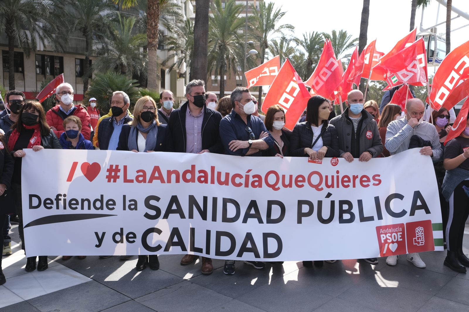 Imágenes de la manifestación a favor de la sanidad pública en Almería