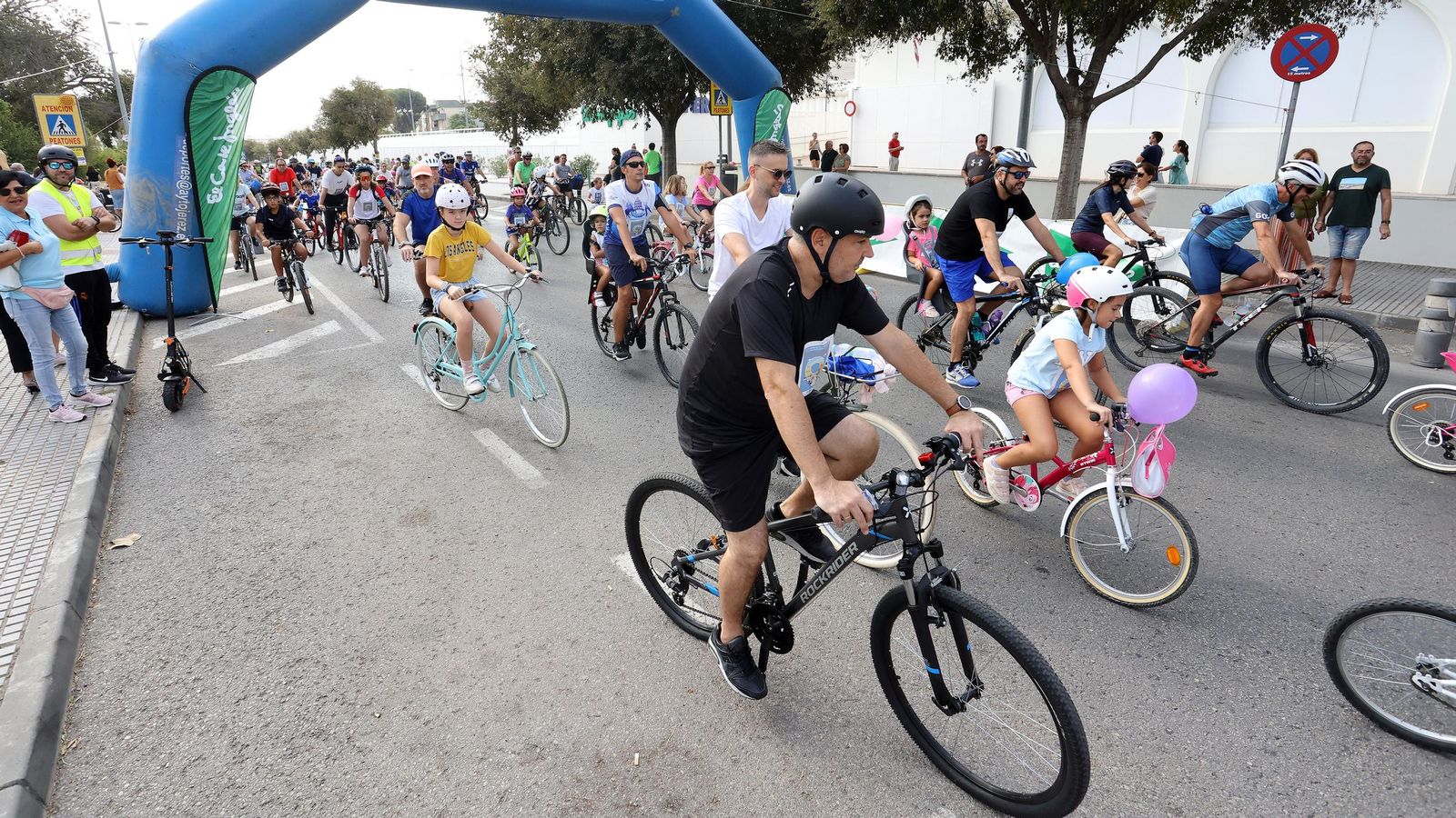 Búscate en el Día de la Bici Amistad por Jerez