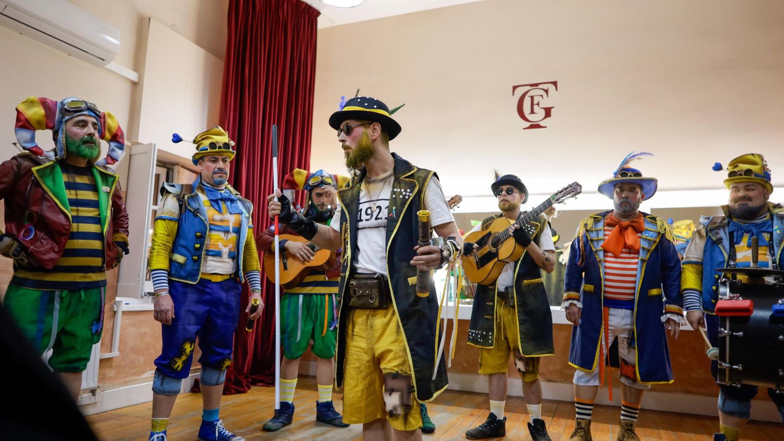 Búscate entre las mejores imágenes de la decimotercera sesión de preliminares del COAC 2025