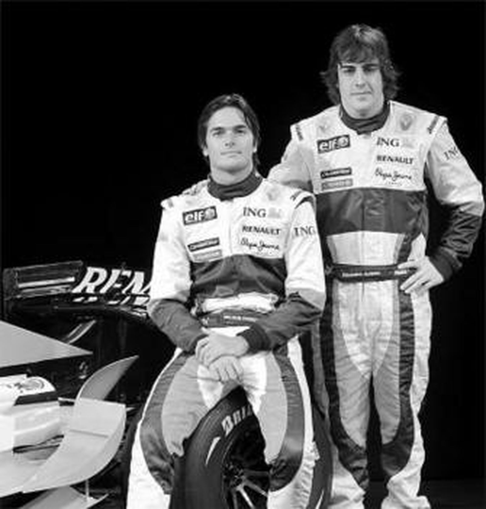 Piquet y Alonso, en la presentación del nuevo equipo Renault.