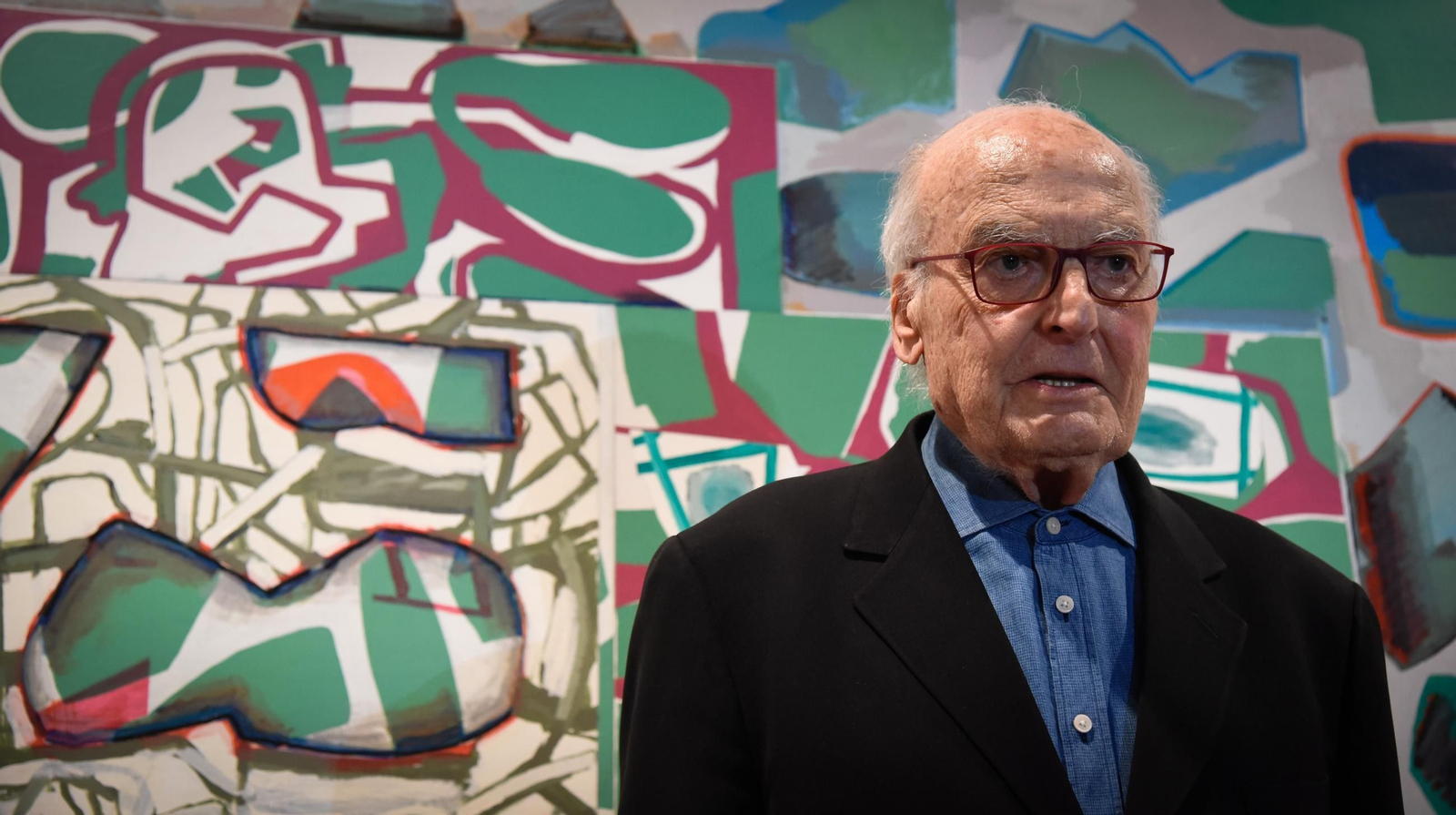 Luis Gordillo, Juan Uslé y Secundino Hernández inauguran la exposición Trifásico