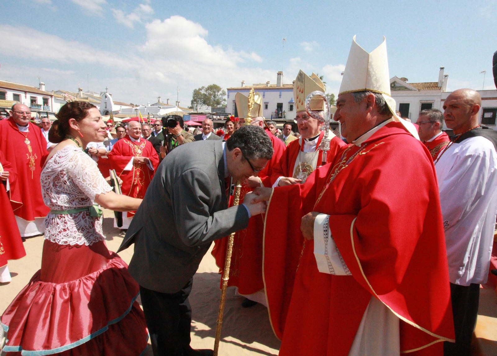 Las imágenes de la Misa de Pentecostés en El Rocío