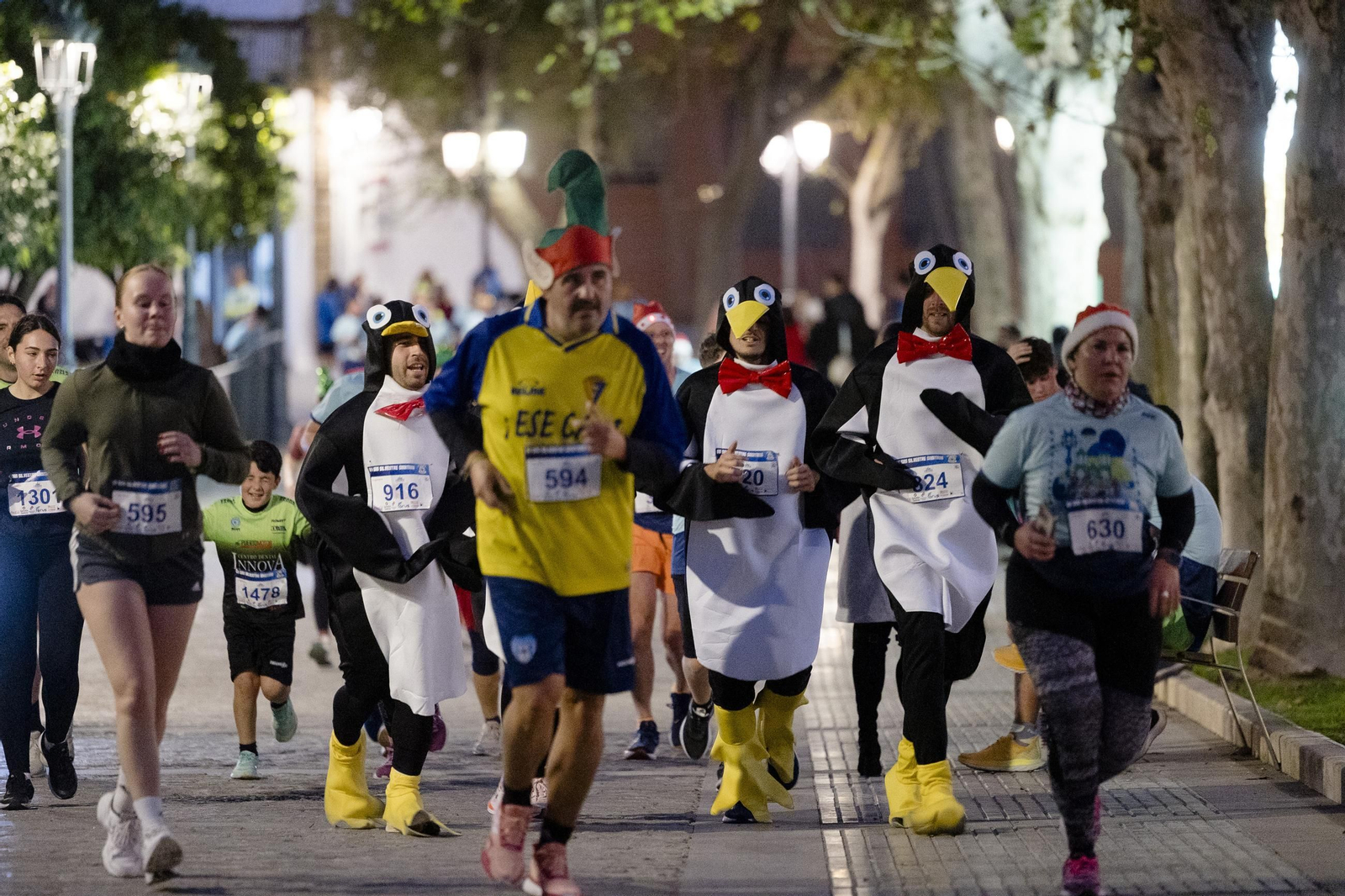 Las mejores imágenes de la carrera popular San Silvestre Gaditana 2024