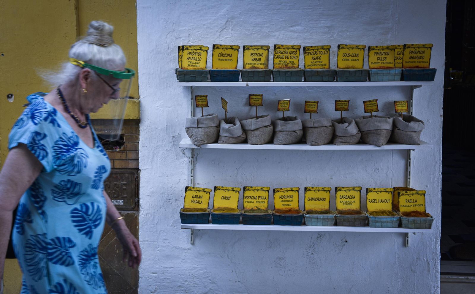 El barrio de Santa Cruz se queda vacío