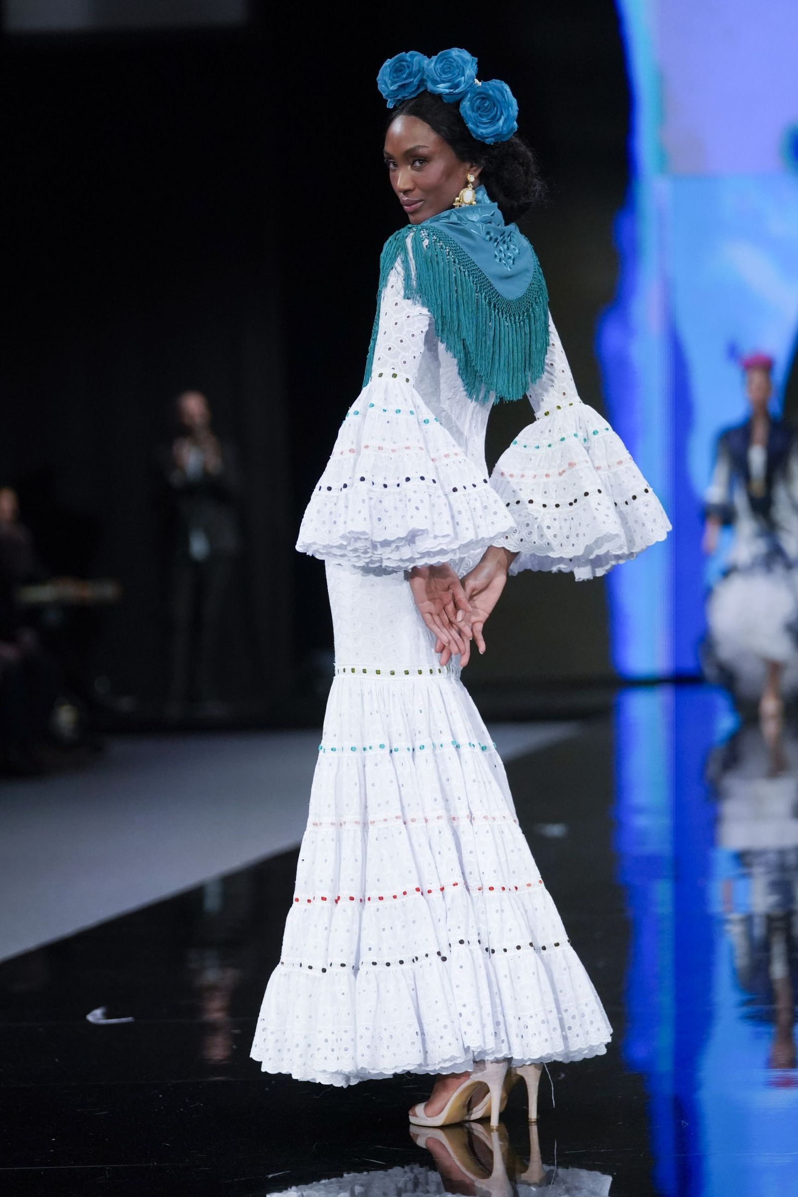 El desfile de Diseño Hermanas Serrano en SIMOF 2026, todas las fotos