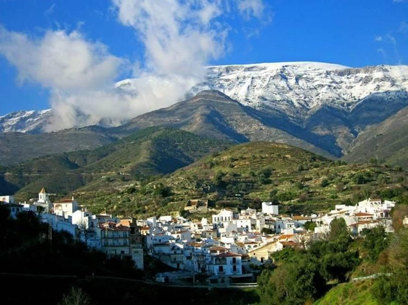 Los pueblos más pequeños de Málaga: 29 municipios que no llegan a los 1.000 habitantes