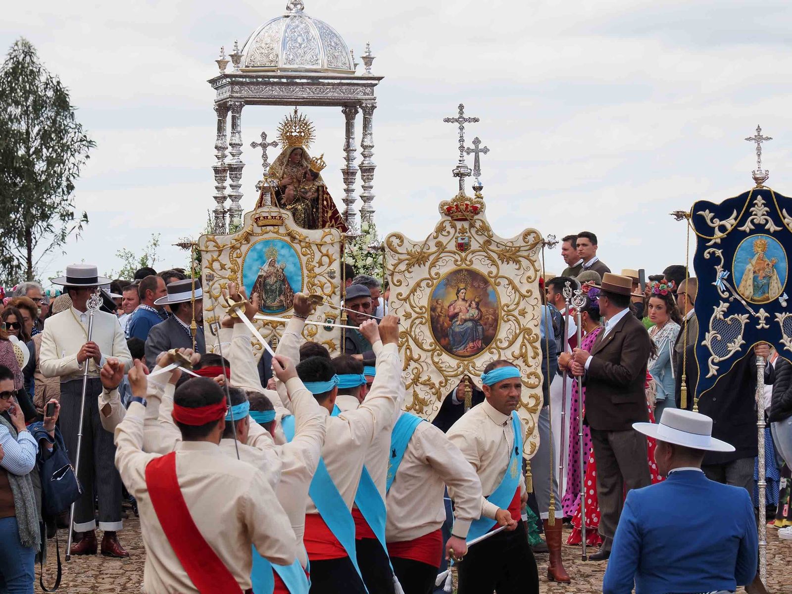 Las mejores imágenes de la Romería de la Virgen de la Peña 2022