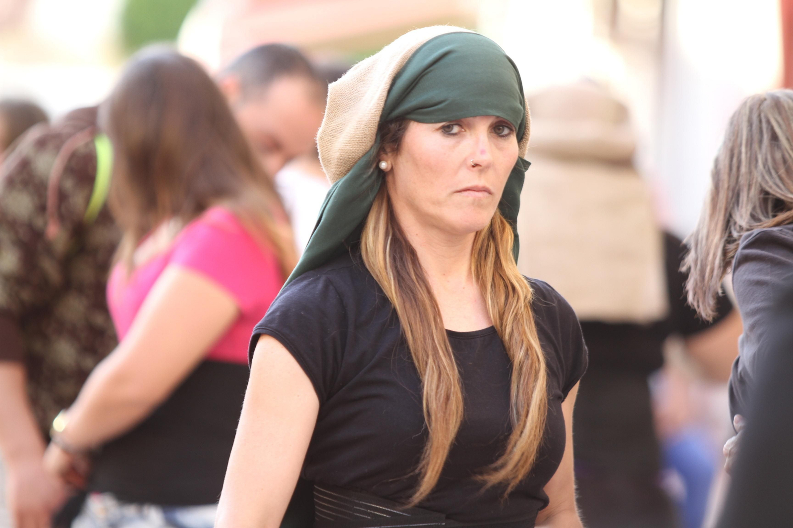 El ensayo de la cuadrilla de mujeres de la Hermandad del Santo Entierro, en imágenes