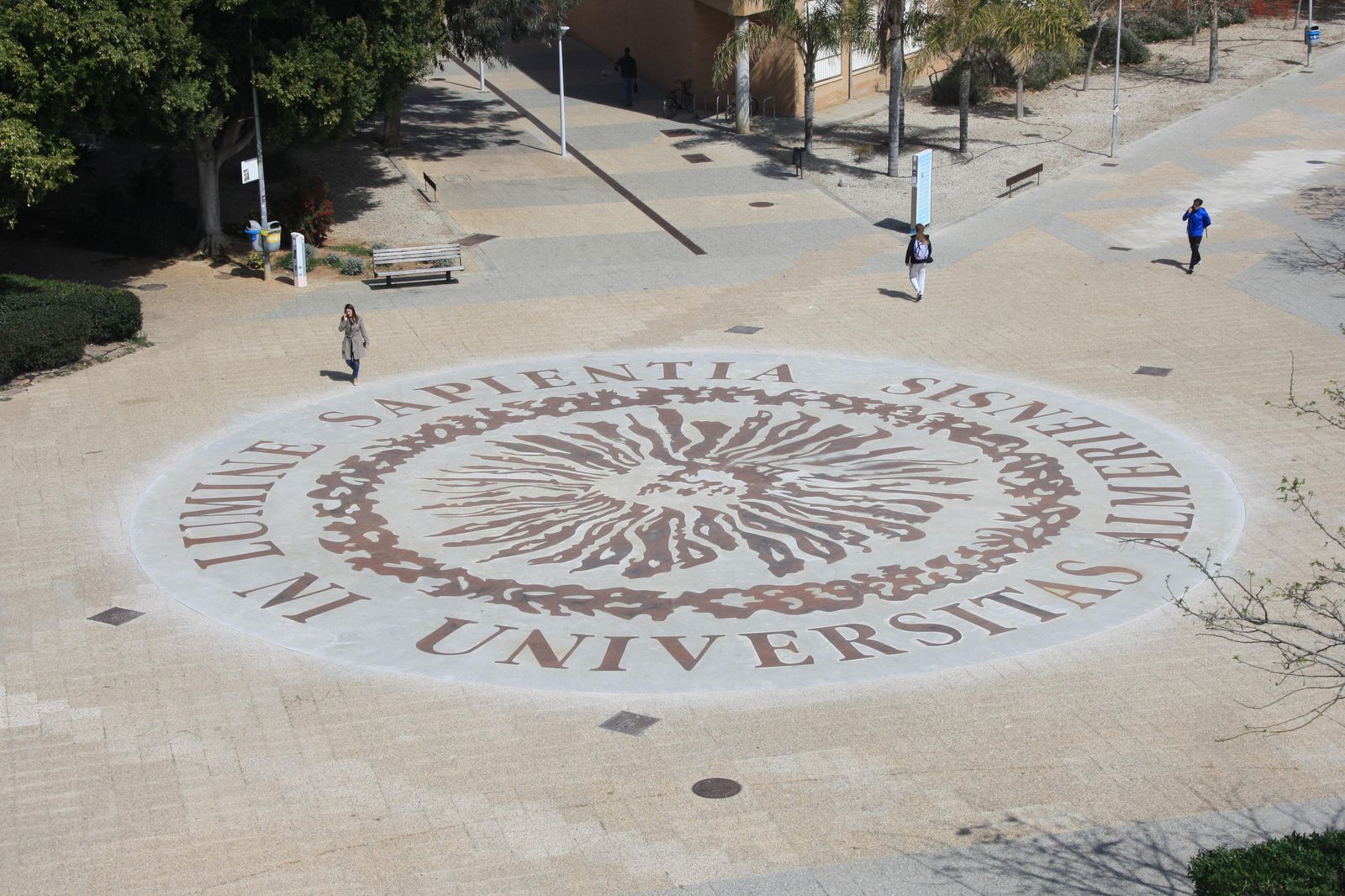 Escudo de la Universidad de Almería.