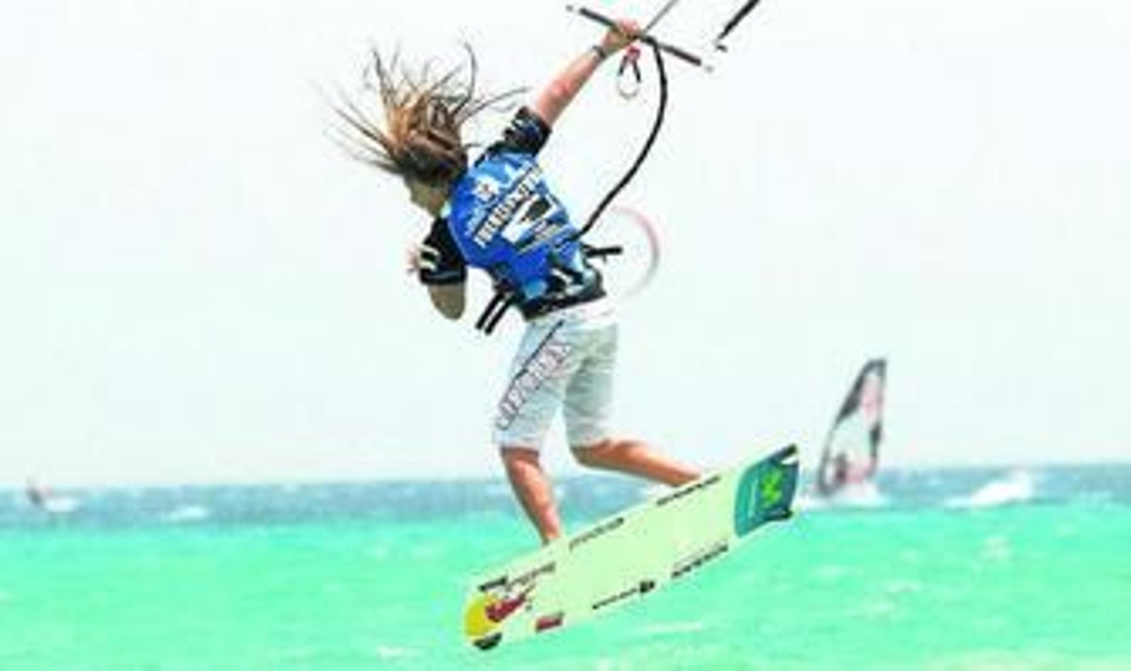 Gisela Pulido realiza una de sus piruetas.