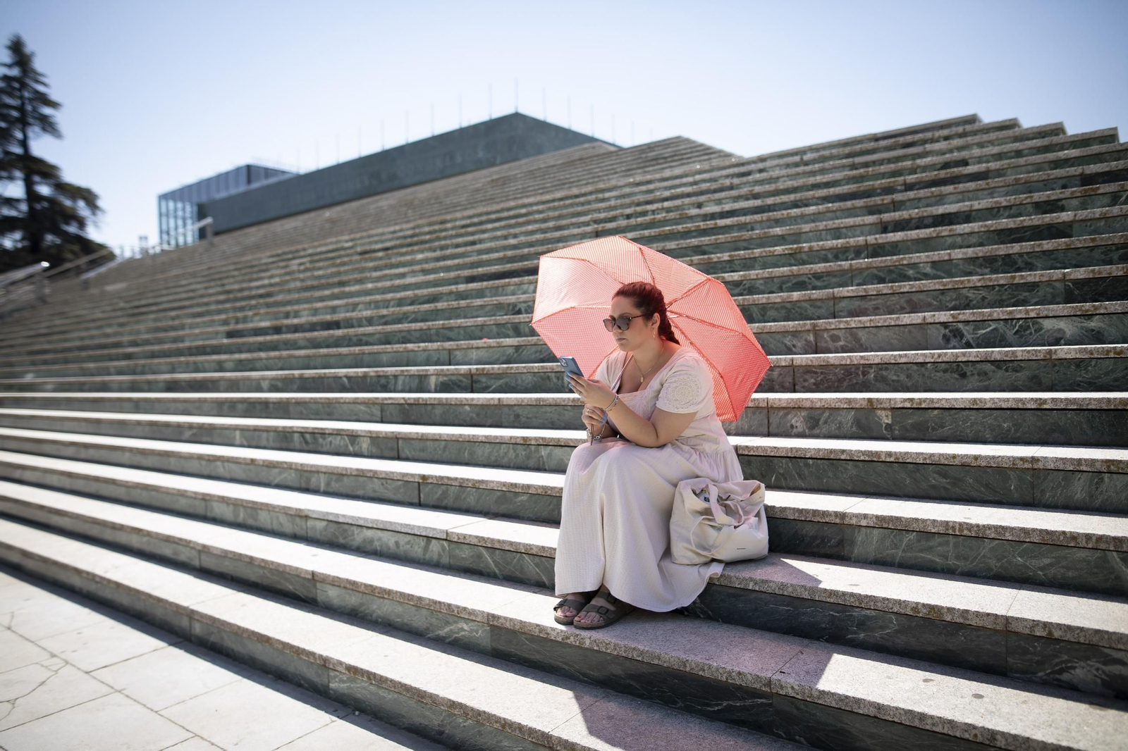 Granada ha pasado ya por dos olas de calor en un mes y varias alertas por altas temperaturas.