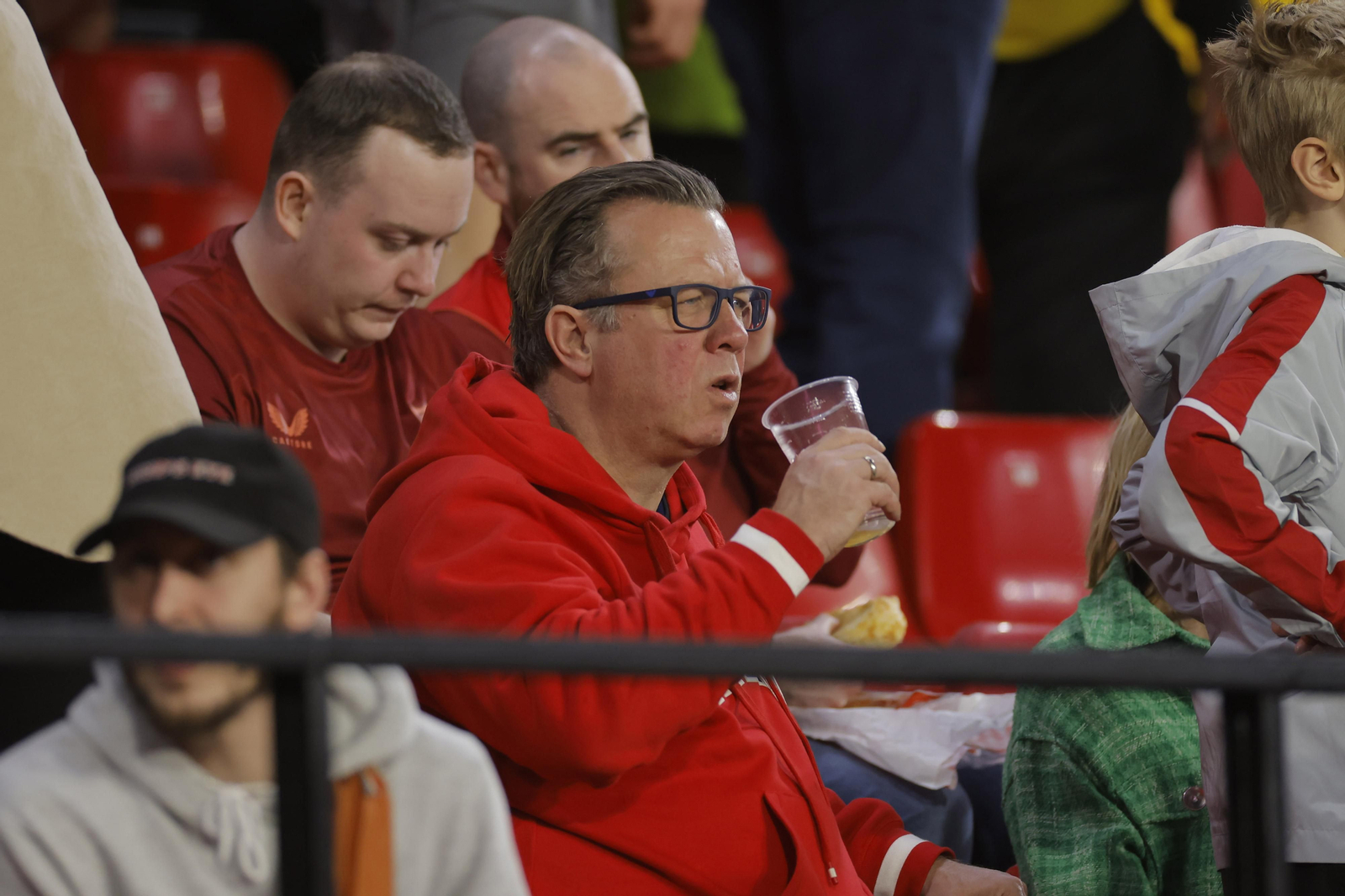 Búscate en las fotos del SEVILLA FC-PSV EINDHOVEN