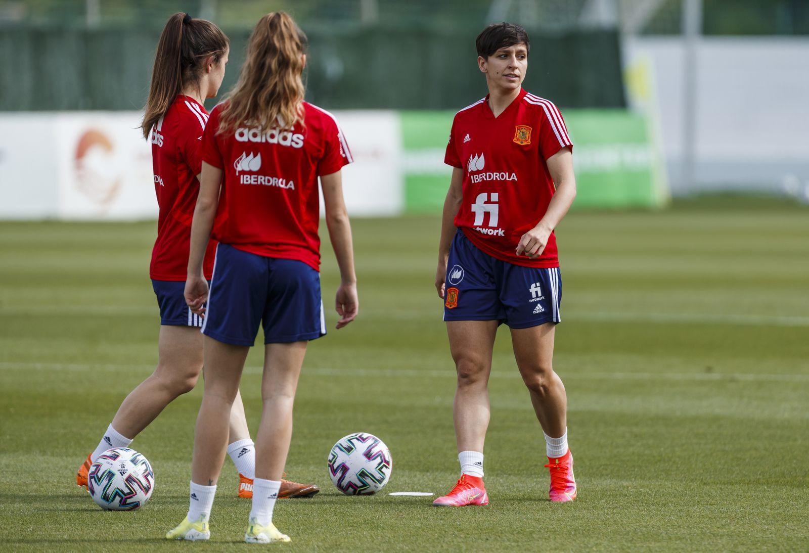Fotos: la selección española femenina sigue la puesta a punto en Marbella