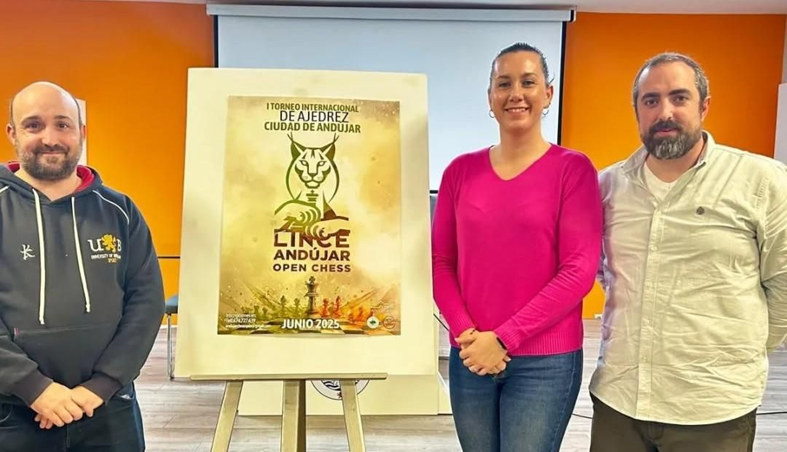 Presentación del cartel de la primera edición.