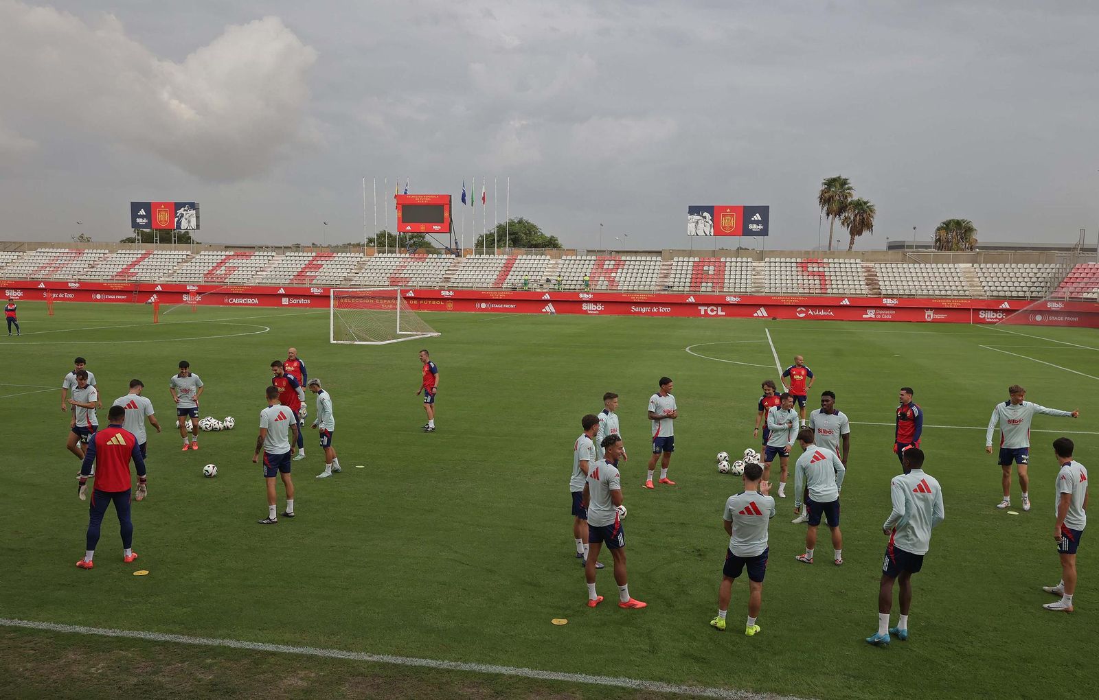 Fotos del entrenamiento de la selección española sub-21 en Algeciras