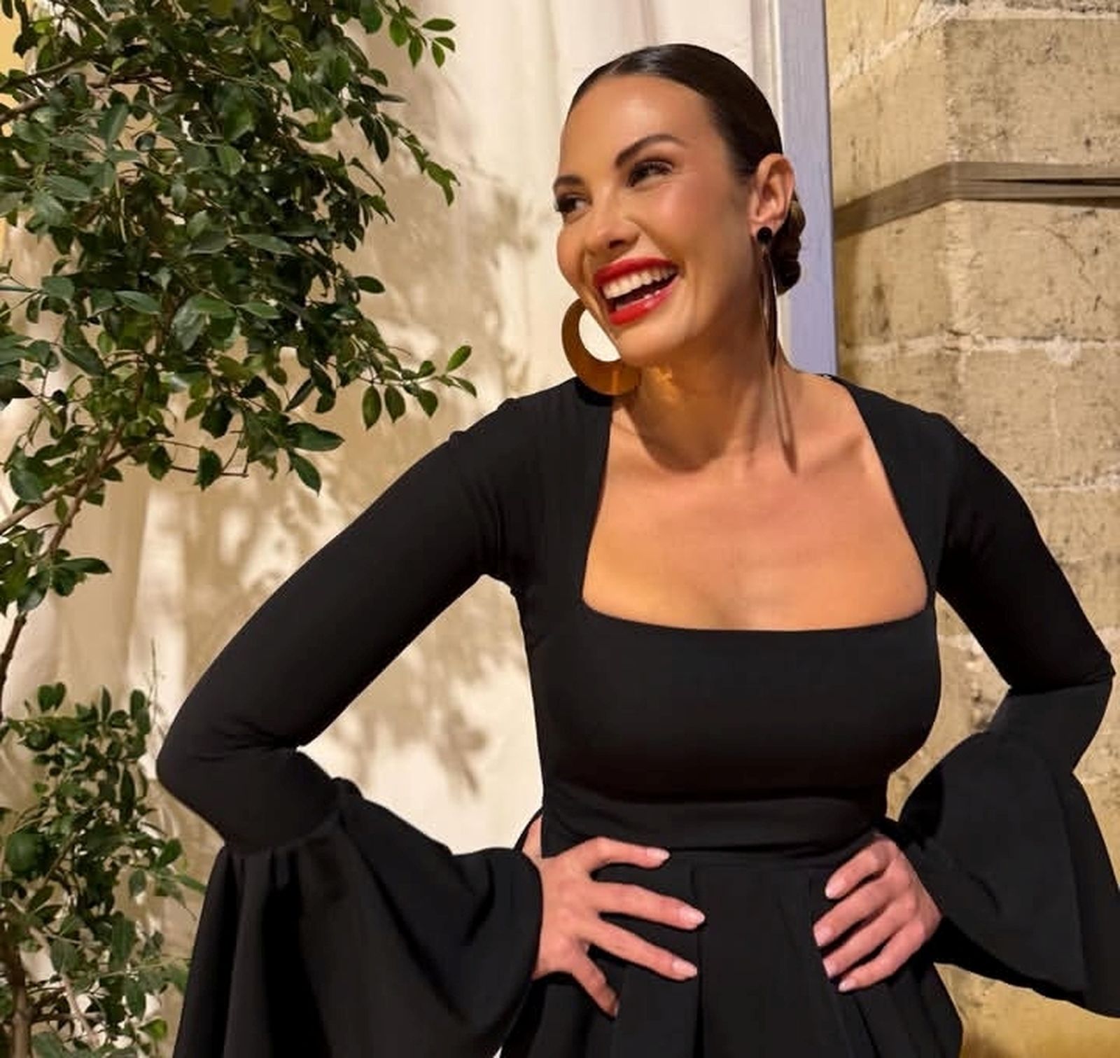 Jessica Bueno ha desfilado en la pasarela de SIMOF para la diseñadora Pilar Vera.