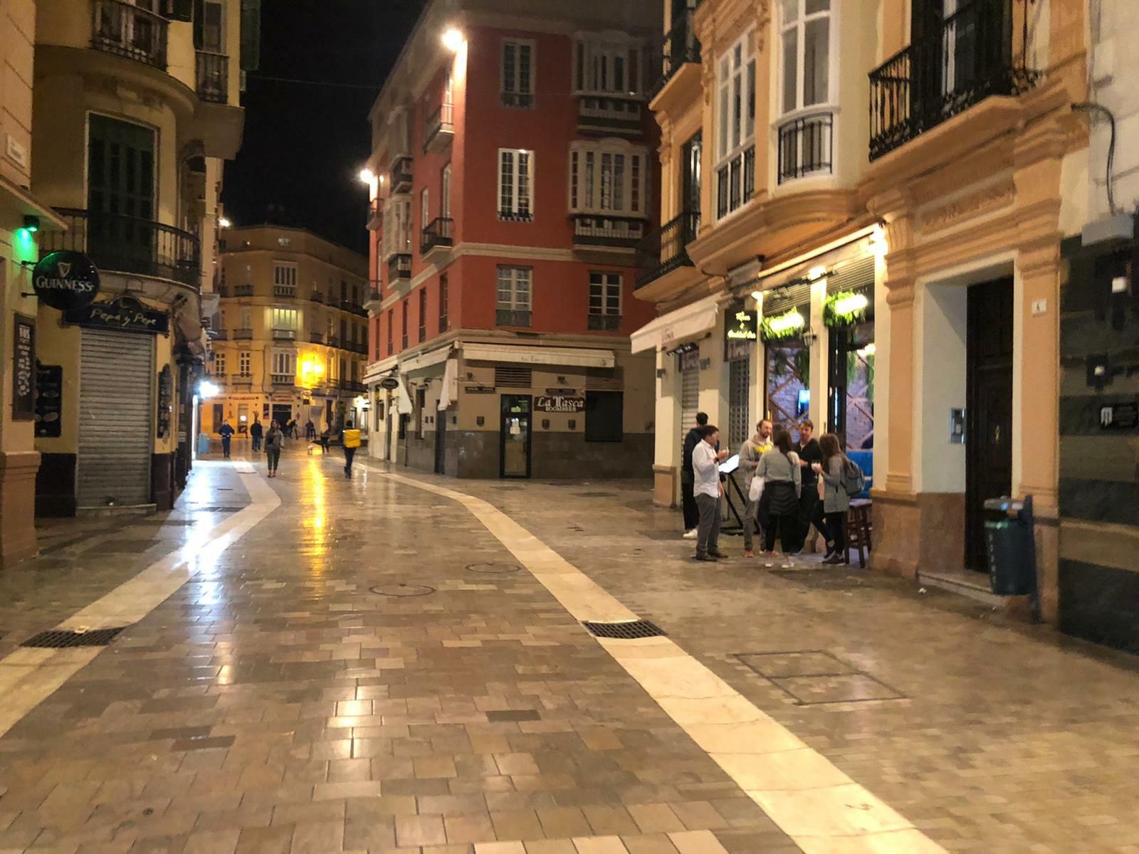 Las fotos de Calle Larios vacía por el coronavirus