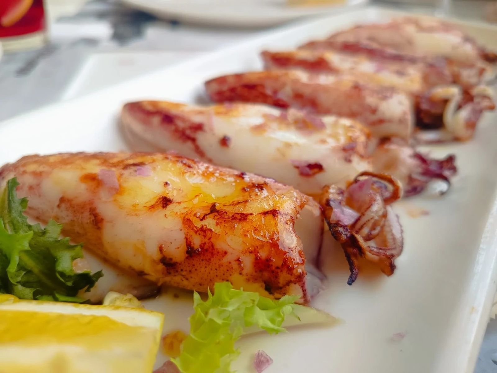 uno de los diez mejores restaurantes de Algeciras, según TripAdvisor.