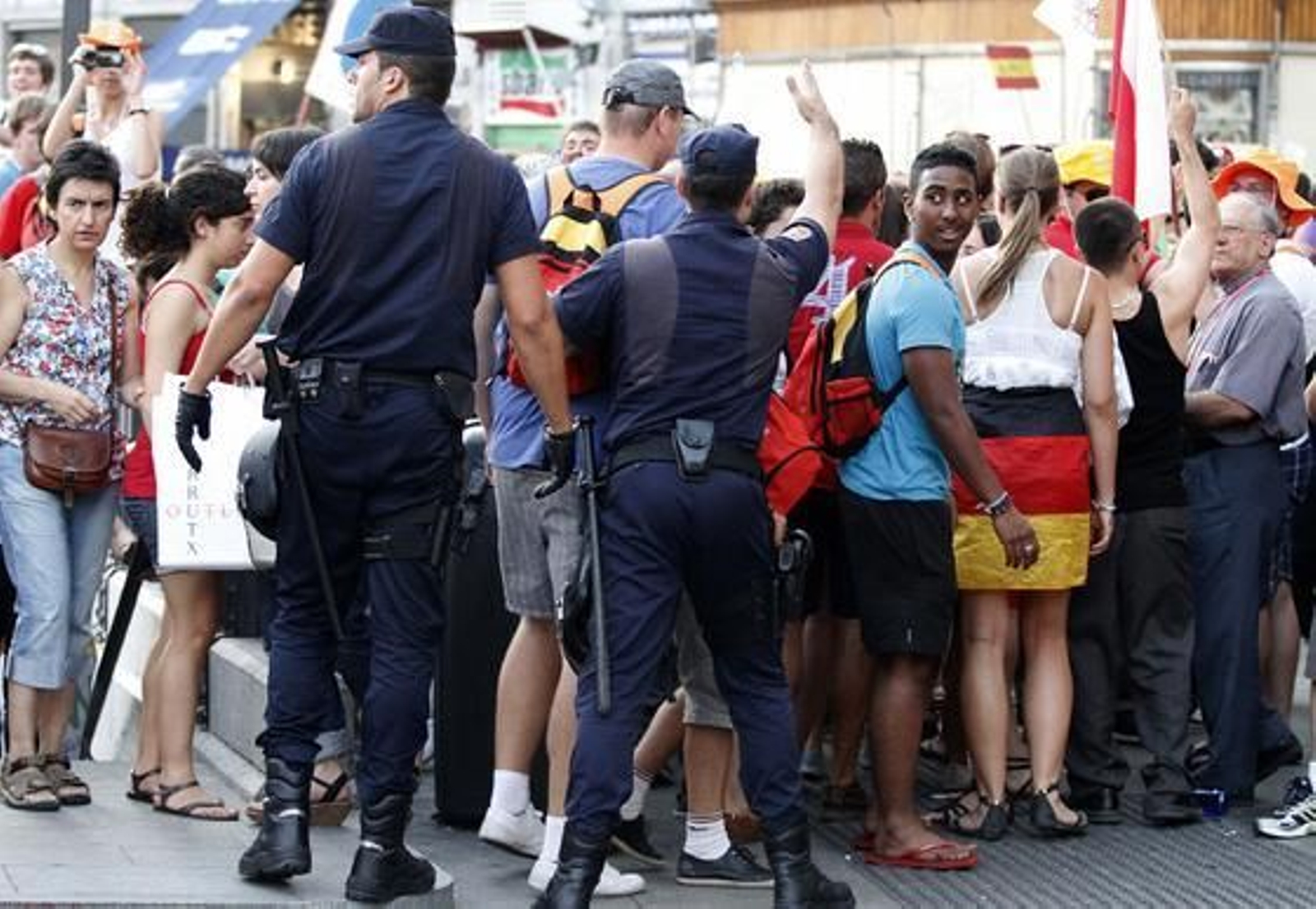 Desalojo de la Puerta del Sol.

Foto: EFE