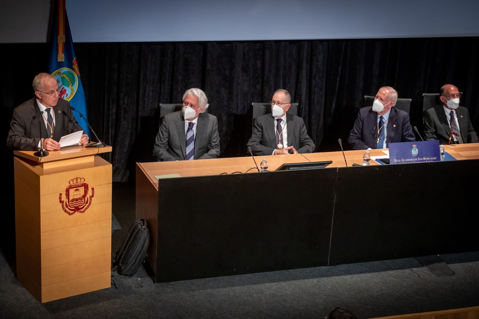 Las imágenes del acto de ingreso en la Academia de San Romualdo de Jesús Castiñeiras Fernández
