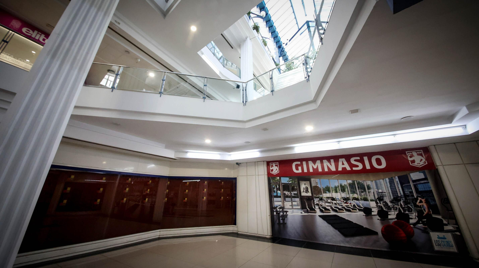 Centro Comercial los Cisnes en Jerez