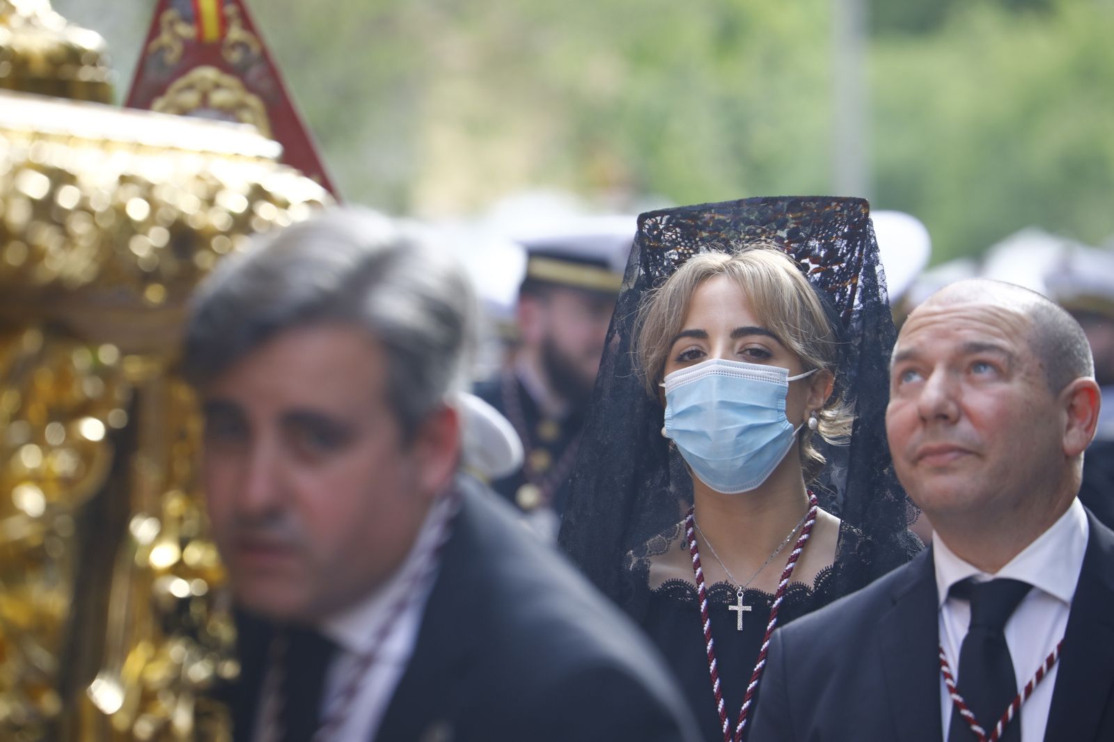 Jueves Santo en Córdoba: La procesión de la Sagrada Cena, en imágenes