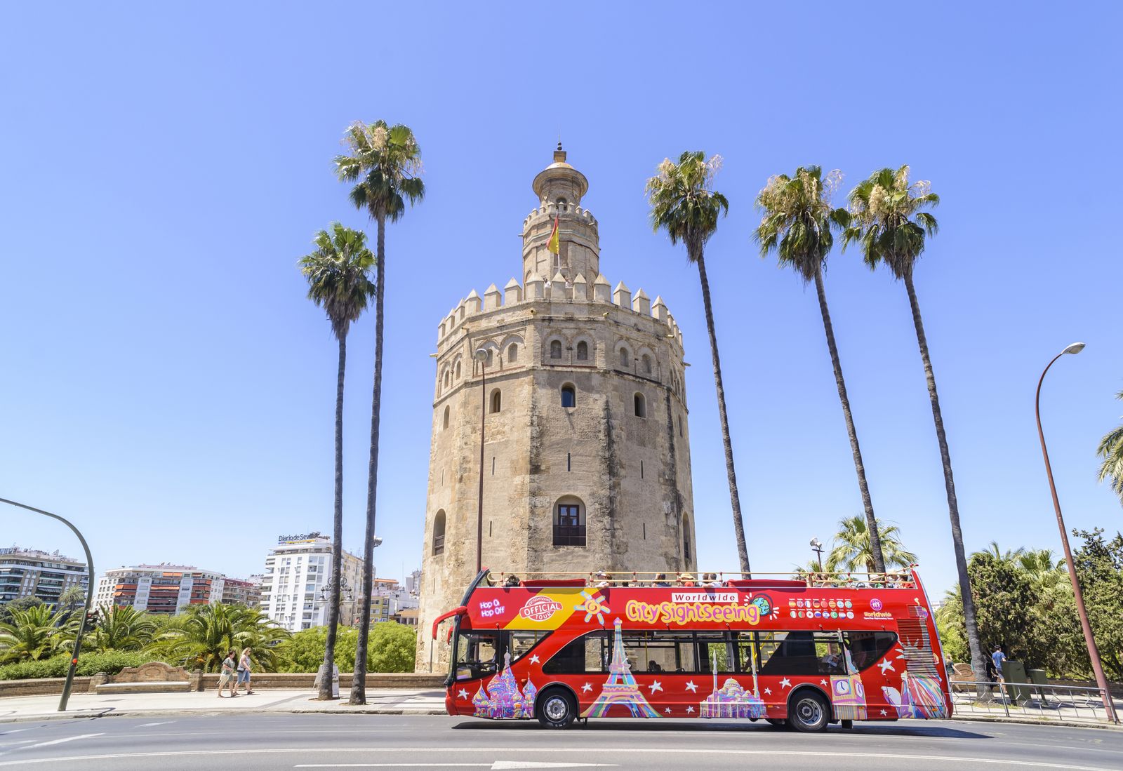 Doble jornada de City Sightseeing a beneficio de la lucha contra el cáncer