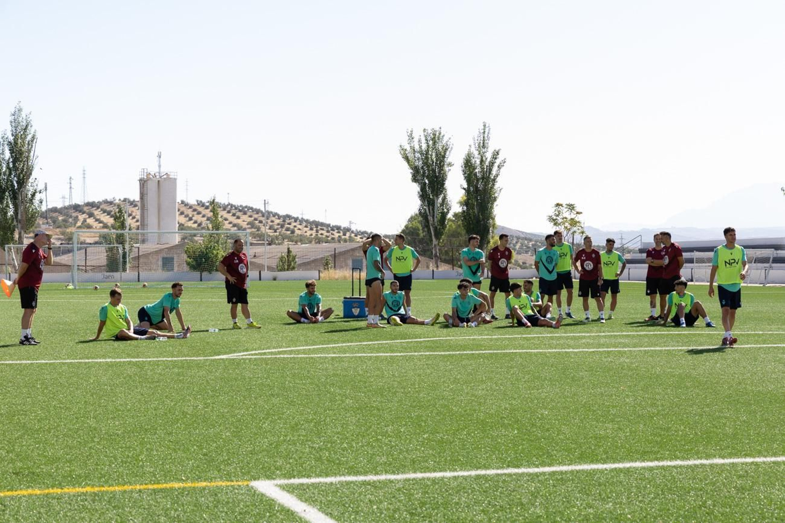 El primer entrenamiento del Real Jaén de la temporada 2025-26