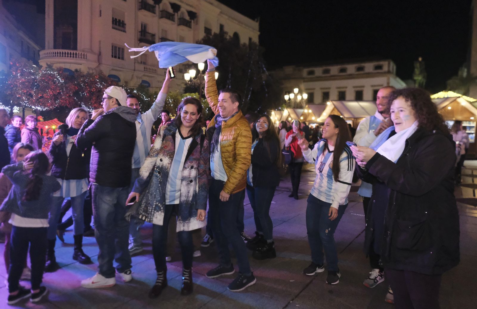 La celebración en Córdoba de la victoria de Argentina en el Mundial de Qatar, en imágenes