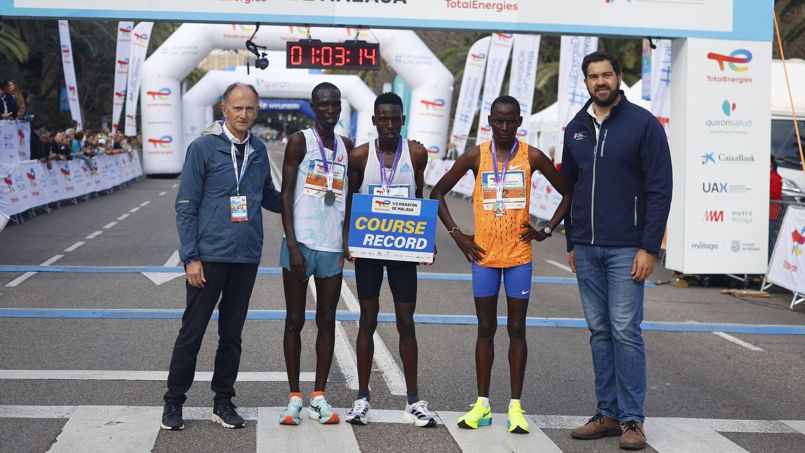 La Media Maratón de Málaga 2025, en fotos